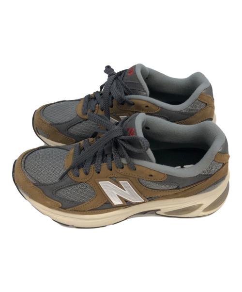NEW BALANCE（ニューバランス）NEW BALANCE (ニューバランス) スニーカー グレー×ブラウン サイズ:24.5の古着・服飾アイテム