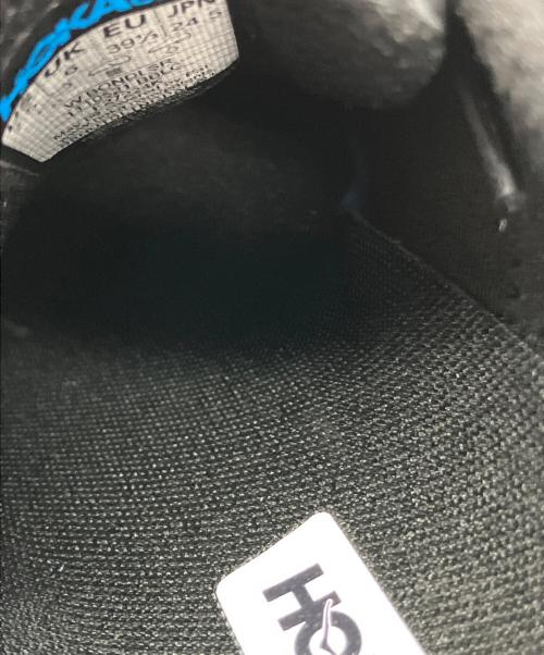 HOKA（ホカ）HOKA (ホカ) スニーカー ブラック サイズ:24.5の古着・服飾アイテム