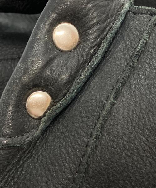 TRES（トレ）TRES (トレ) セミショルダーバッグ ブラックの古着・服飾アイテム