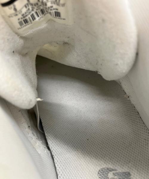 NIKE（ナイキ）NIKE (ナイキ) スニーカー ホワイト サイズ:27の古着・服飾アイテム
