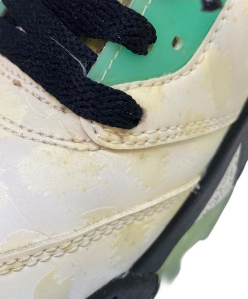 NIKE（ナイキ）NIKE (ナイキ) Air Jordan 5　ハイカットスニーカー ホワイト×グリーン サイズ:SIZE 28cmの古着・服飾アイテム