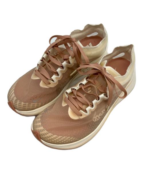 NIKE（ナイキ）NIKE (ナイキ) ランニングシューズ ピンク サイズ:23.5の古着・服飾アイテム