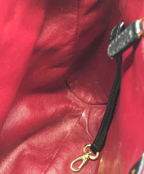 BVLGARI（ブルガリ）BVLGARI (ブルガリ) GREREL　レザートートバッグ ブラックの古着・服飾アイテム