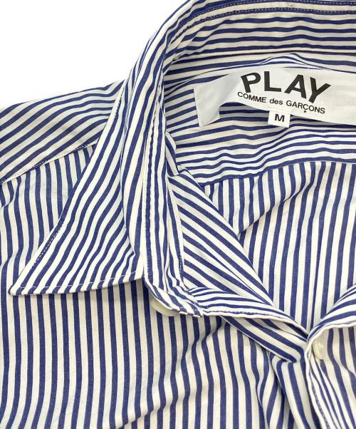 PLAY COMME des GARCONS（プレイコムデギャルソン）PLAY COMME des GARCONS (プレイコムデギャルソン) Stripe Shirt With Black Emblem ホワイト×ブルー サイズ:SIZE Mの古着・服飾アイテム