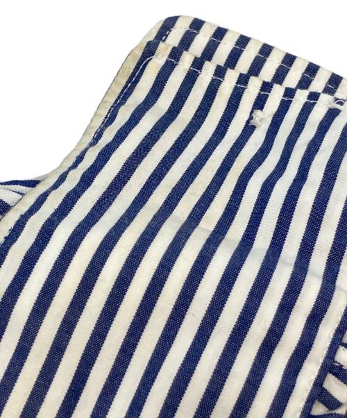 PLAY COMME des GARCONS（プレイコムデギャルソン）PLAY COMME des GARCONS (プレイコムデギャルソン) Stripe Shirt With Black Emblem ホワイト×ブルー サイズ:SIZE Mの古着・服飾アイテム