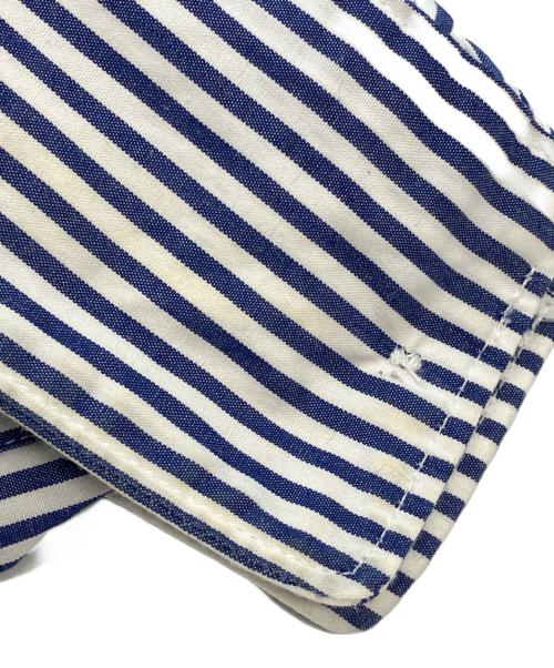PLAY COMME des GARCONS（プレイコムデギャルソン）PLAY COMME des GARCONS (プレイコムデギャルソン) Stripe Shirt With Black Emblem ホワイト×ブルー サイズ:SIZE Mの古着・服飾アイテム