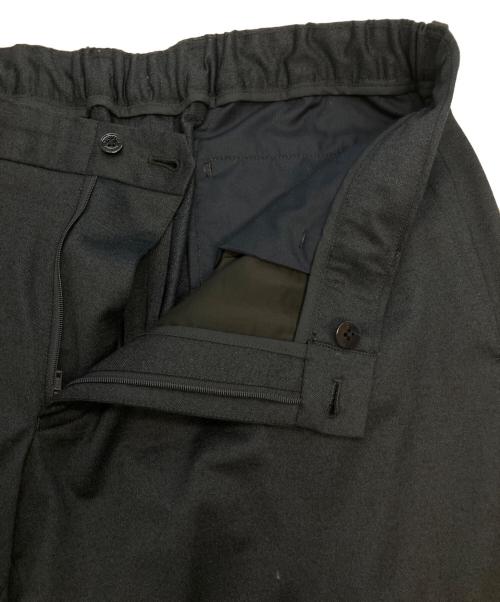 MACKINTOSH LONDON（マッキントッシュ ロンドン）MACKINTOSH LONDON (マッキントッシュ ロンドン) テーパードパンツ ネイビー サイズ:42の古着・服飾アイテム