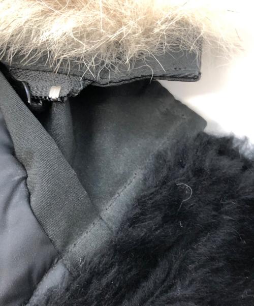 CANADA GOOSE（カナダグース）CANADA GOOSE (カナダグース) LABRADOR BOMBER　ダウンジャケット ブラック サイズ:SIZE Mの古着・服飾アイテム