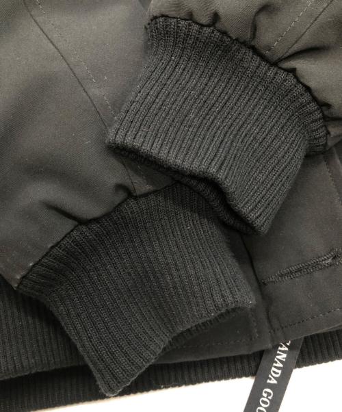 CANADA GOOSE（カナダグース）CANADA GOOSE (カナダグース) LABRADOR BOMBER　ダウンジャケット ブラック サイズ:SIZE Mの古着・服飾アイテム