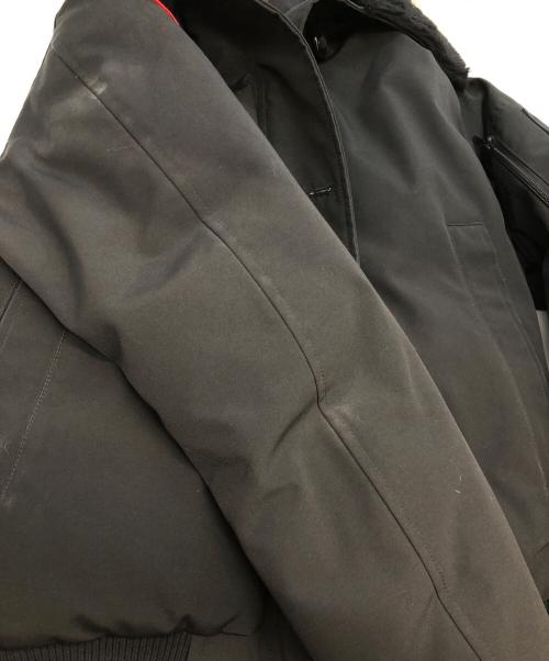 CANADA GOOSE（カナダグース）CANADA GOOSE (カナダグース) LABRADOR BOMBER　ダウンジャケット ブラック サイズ:SIZE Mの古着・服飾アイテム