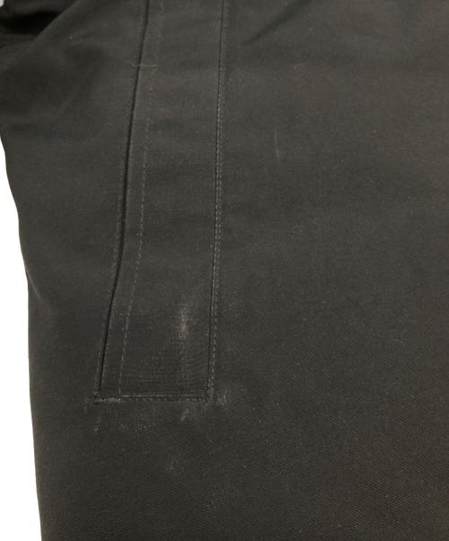 CANADA GOOSE（カナダグース）CANADA GOOSE (カナダグース) LABRADOR BOMBER　ダウンジャケット ブラック サイズ:SIZE Mの古着・服飾アイテム
