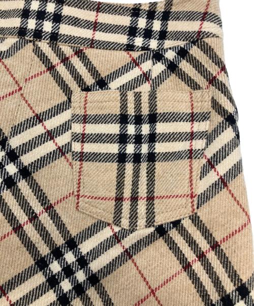 BURBERRY LONDON（バーバリーロンドン）BURBERRY LONDON (バーバリーロンドン) タイトスカート ベージュ サイズ:38の古着・服飾アイテム