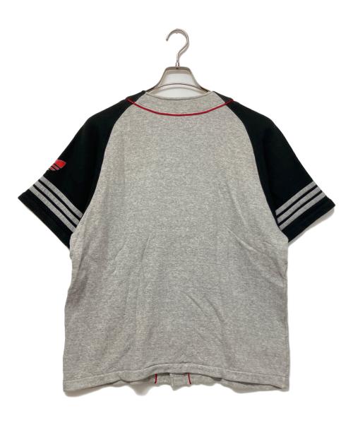 adidas（アディダス）adidas (アディダス) 半袖カットソー グレー×ブラック サイズ:M-Lの古着・服飾アイテム