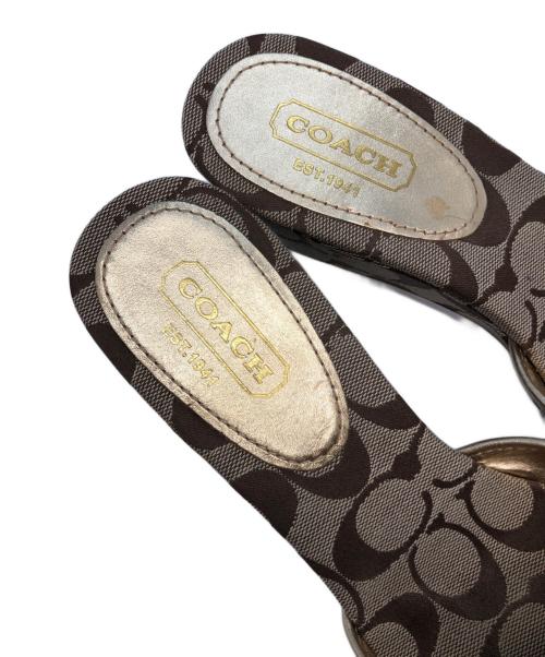 COACH（コーチ）COACH (コーチ) サンダル ベージュ サイズ:SIZE 8.0の古着・服飾アイテム