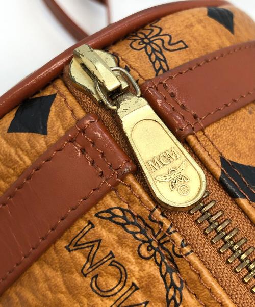 MCM（エムシーエム）MCM (エムシーエム) ショルダーバッグ ブラウンの古着・服飾アイテム