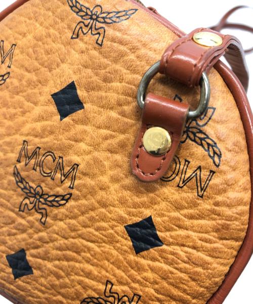 MCM（エムシーエム）MCM (エムシーエム) ショルダーバッグ ブラウンの古着・服飾アイテム