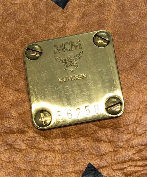 MCM（エムシーエム）MCM (エムシーエム) ショルダーバッグ ブラウンの古着・服飾アイテム