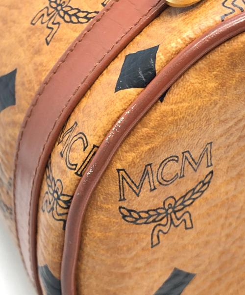 MCM（エムシーエム）MCM (エムシーエム) ショルダーバッグ ブラウンの古着・服飾アイテム