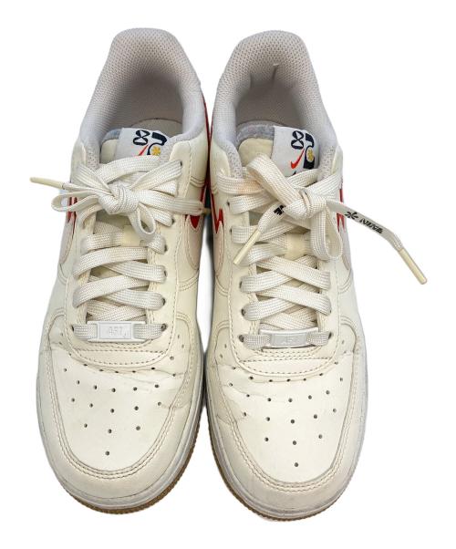 NIKE（ナイキ）NIKE (ナイキ) ローカットスニーカー ベージュ サイズ:24の古着・服飾アイテム