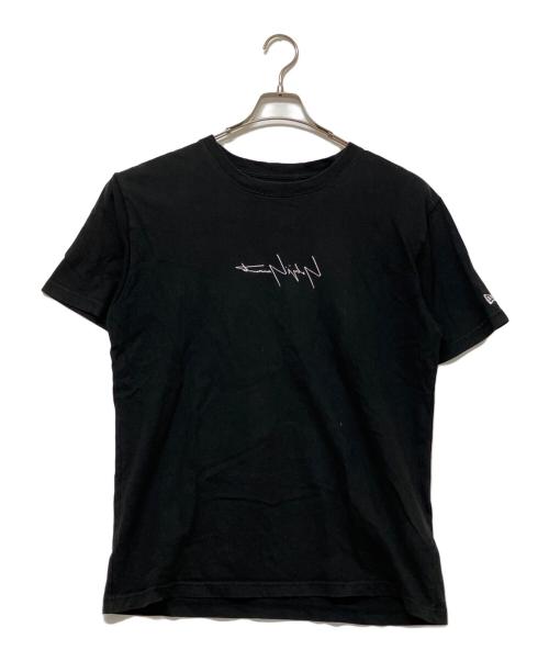 New Era（ニューエラ）New Era (ニューエラ) YOHJI YAMAMOTO (ヨウジヤマモト) 半袖Tシャツ ブラック サイズ:Lの古着・服飾アイテム