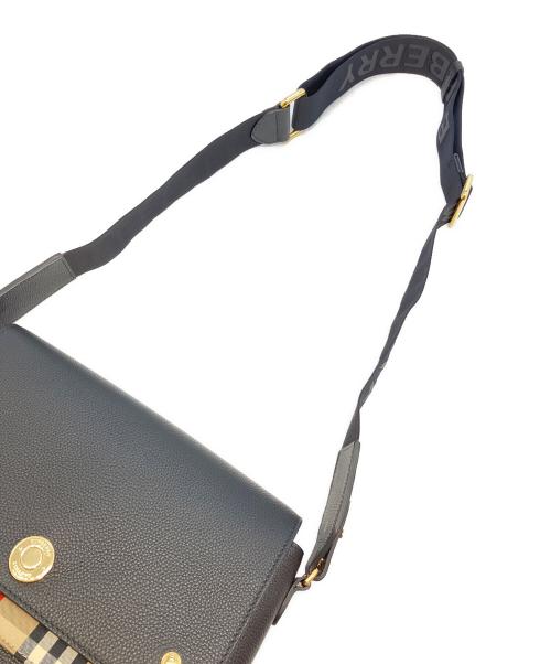 BURBERRY LONDON（バーバリーロンドン）BURBERRY LONDON (バーバリーロンドン) ショルダーバッグ ブラックの古着・服飾アイテム