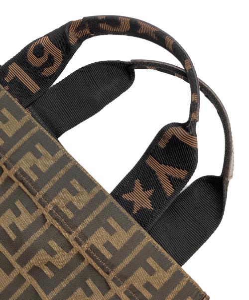 FENDI（フェンディ）FENDI (フェンディ) ズッカ ブラウンの古着・服飾アイテム
