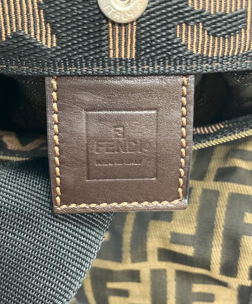 FENDI（フェンディ）FENDI (フェンディ) ズッカ ブラウンの古着・服飾アイテム