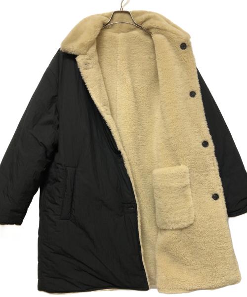 urago（Burago）URAGO (Burago) リバーシブルボアコート ブラック×ベージュ サイズ:Freeの古着・服飾アイテム