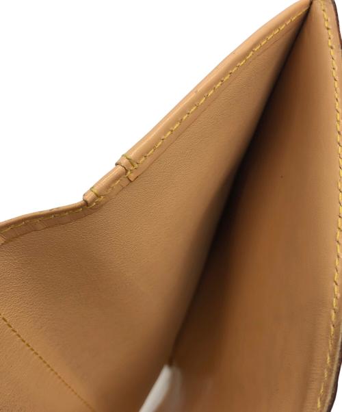 LOUIS VUITTON（ルイ ヴィトン）LOUIS VUITTON (ルイ ヴィトン) 2つ折り財布 ホワイトの古着・服飾アイテム