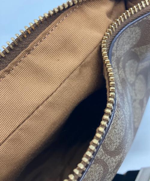 COACH（コーチ）COACH (コーチ) ボディバッグ ブラウン×ホワイトの古着・服飾アイテム