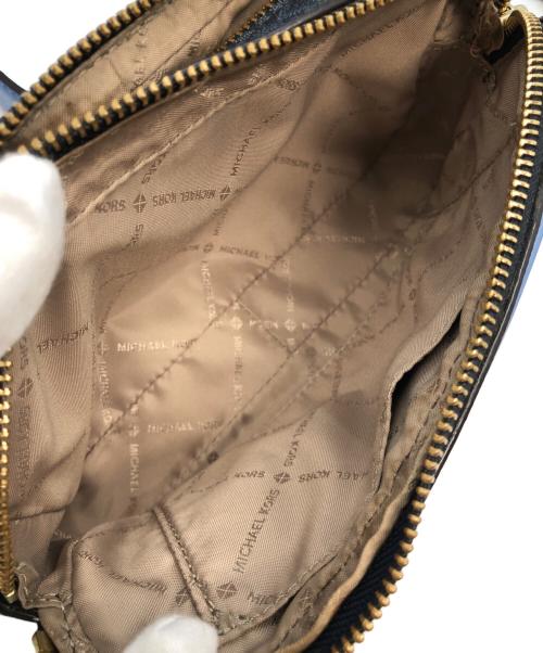 MICHAEL KORS（マイケルコース）MICHAEL KORS (マイケルコース) ショルダーバッグ ネイビーの古着・服飾アイテム