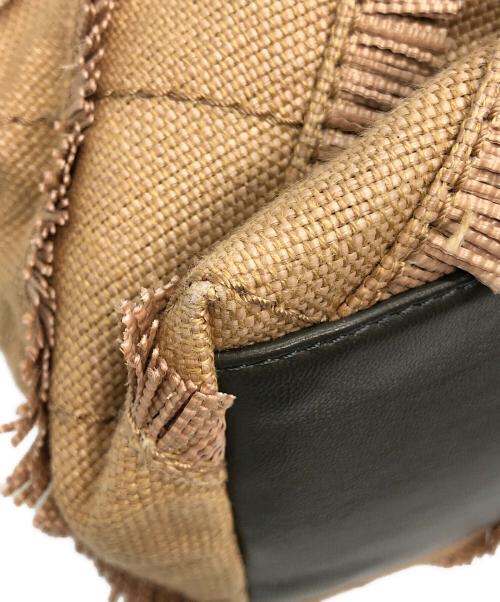 JIMMY CHOO（ジミーチュウ）JIMMY CHOO (ジミーチュウ) 巾着ショルダーバッグ ベージュ×グレーの古着・服飾アイテム