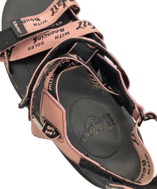 Dr.Martens（ドクターマーチン）Dr.Martens (ドクターマーチン) サンダル ブラック×ピンク サイズ:SIZE 23cmの古着・服飾アイテム