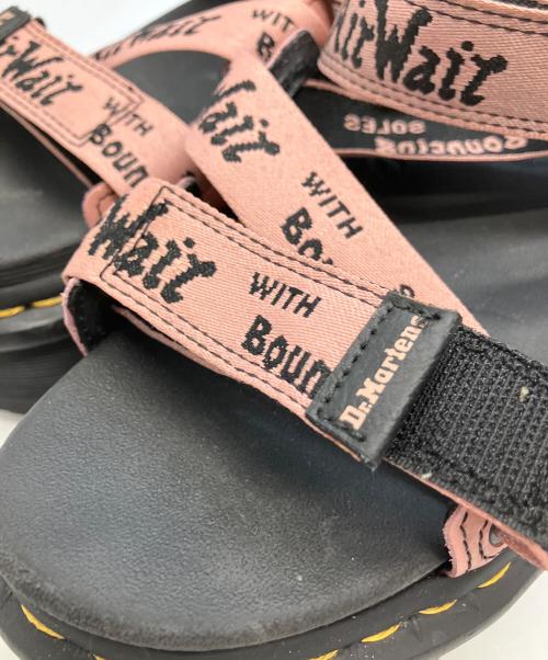 Dr.Martens（ドクターマーチン）Dr.Martens (ドクターマーチン) サンダル ブラック×ピンク サイズ:SIZE 23cmの古着・服飾アイテム