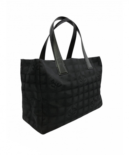 CHANEL（シャネル）CHANEL (シャネル) トートバッグ ブラック ニュートラベルライン MMサイズ 11099429の古着・服飾アイテム