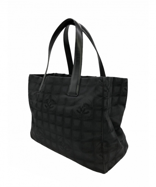 CHANEL（シャネル）CHANEL (シャネル) トートバッグ ブラック ニュートラベルライン MMサイズ 11099429の古着・服飾アイテム