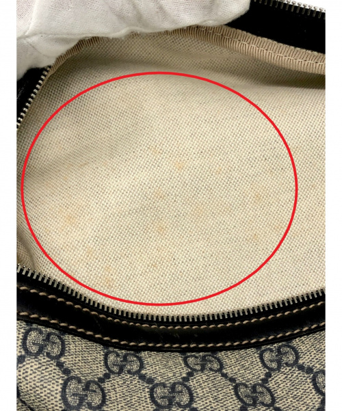 GUCCI（グッチ）GUCCI (グッチ) ボディーバッグ ネイビー×グレー GGプラス 211110 001998の古着・服飾アイテム