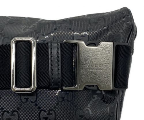 GUCCI（グッチ）GUCCI (グッチ) ボディバッグ ブラックの古着・服飾アイテム