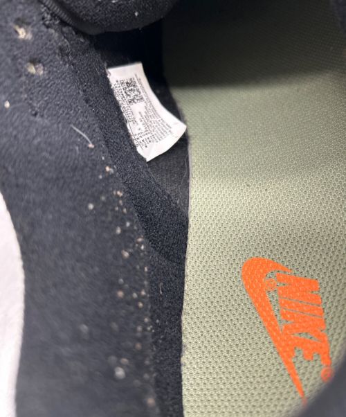 NIKE（ナイキ）NIKE (ナイキ) ローカットスニーカー ブラック×オリーブ サイズ:27.5の古着・服飾アイテム