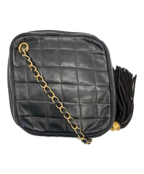 CHANEL（シャネル）CHANEL (シャネル) フリンジチェーンショルダーバッグ ブラックの古着・服飾アイテム