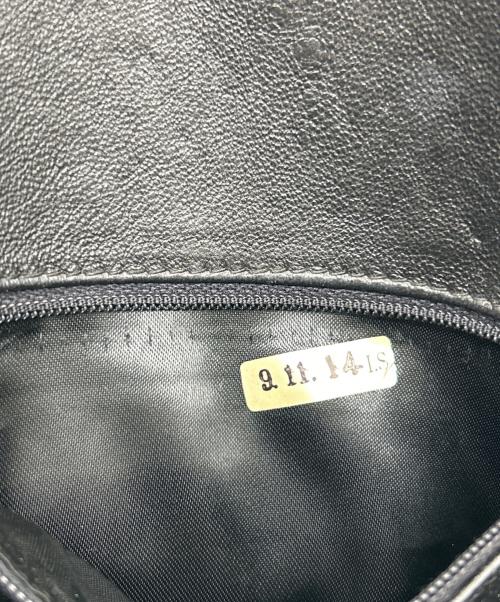 CHANEL（シャネル）CHANEL (シャネル) フリンジチェーンショルダーバッグ ブラックの古着・服飾アイテム