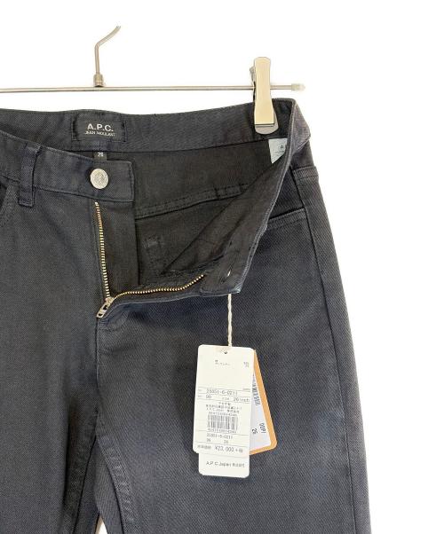 A.P.C.（アーペーセー）A.P.C. (アーペーセー) スキニーデニムパンツ ブラック サイズ:SIZE 26（S) 未使用品の古着・服飾アイテム