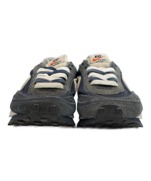 NIKE（ナイキ）NIKE (ナイキ) sacai (サカイ) FRAGMENT DESIGN (フラグメントデザイン) ローカットスニーカー/LD WAFFLE/SF/エルディー ワッフル エスエフ ネイビー×ホワイト サイズ:SIZE 24.5cmの古着・服飾アイテム