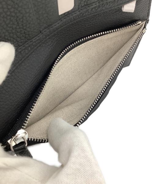 JIMMY CHOO（ジミーチュウ）JIMMY CHOO (ジミーチュウ) スタッズウォレット ブラックの古着・服飾アイテム