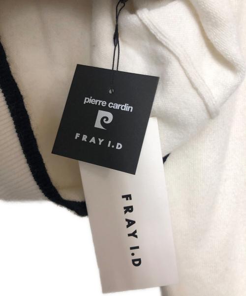 FRAY ID（フレイ アイディー）FRAY ID (フレイ アイディー) pierre cardin (ピエール・カルダン) ロングスリーブニット ホワイト×ブラック サイズ:不明 未使用品の古着・服飾アイテム