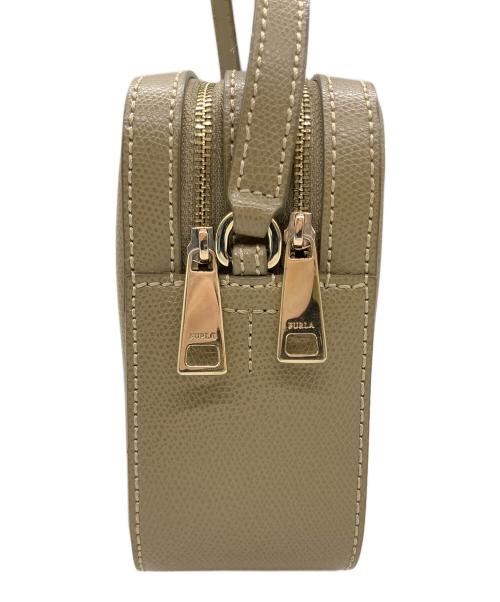 FURLA（フルラ）FURLA (フルラ) ショルダーバッグ ベージュの古着・服飾アイテム