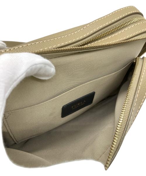 FURLA（フルラ）FURLA (フルラ) ショルダーバッグ ベージュの古着・服飾アイテム