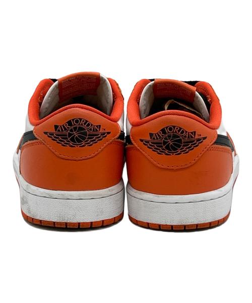 NIKE（ナイキ）NIKE (ナイキ) ローカットスニーカー ホワイト×オレンジ サイズ:SIZE 26cmの古着・服飾アイテム