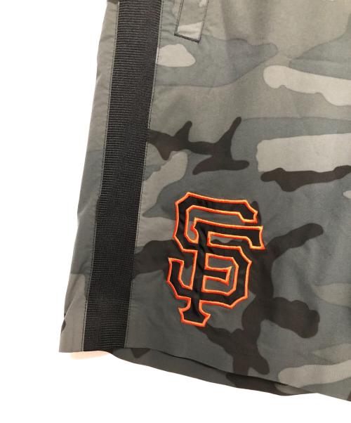 F.C.R.B.（エフシーレアルブリストル）F.C.R.B. (エフシーレアルブリストル) SOPH. (ソフ) ゲームパンツ グレー×ブラック サイズ:LLの古着・服飾アイテム