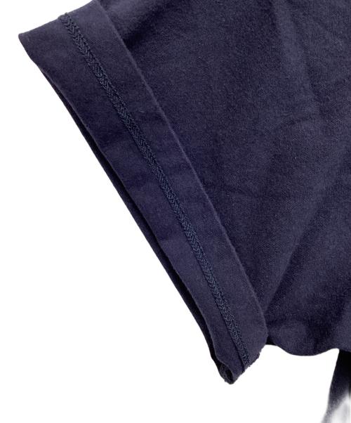 maison kitsune（メゾンキツネ）maison kitsune (メゾンキツネ) チラックスロゴ Tシャツ ネイビー サイズ:Mの古着・服飾アイテム